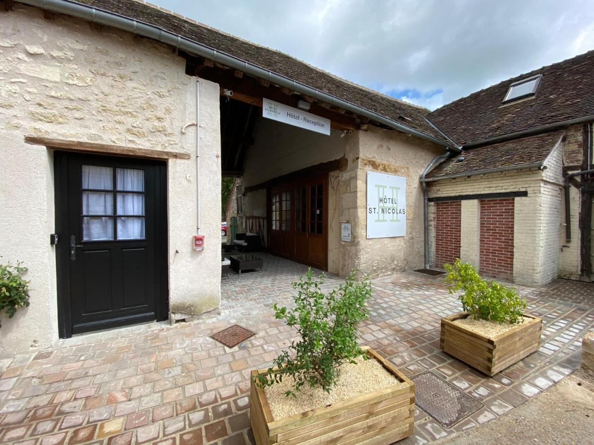 Hôtel Saint Nicolas Chaumont-en-Vexin Exterior foto